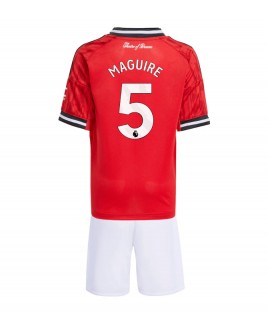Günstige Manchester United Harry Maguire #5 Heimtrikotsatz Kinder 2025-26 Kurzarm (+ Kurze Hosen)